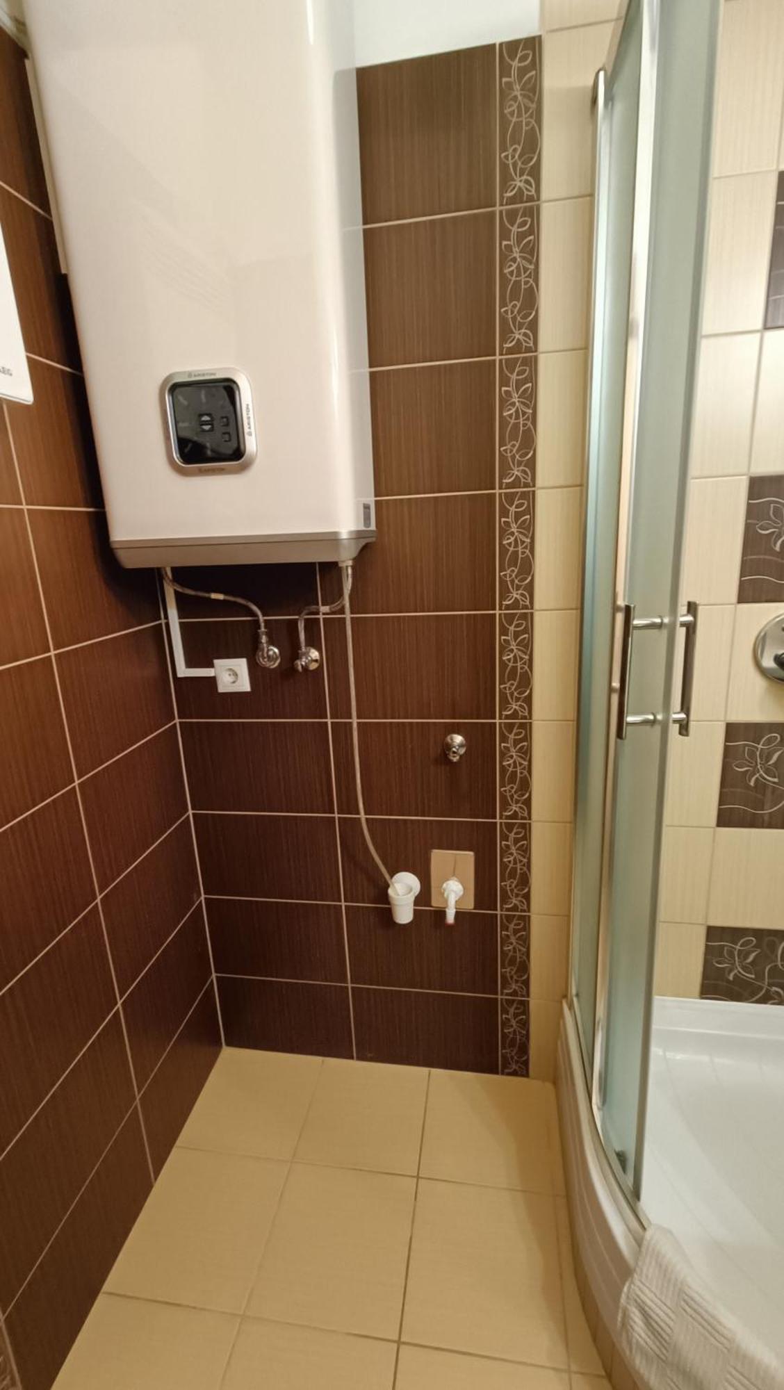 Newisland Family Apartman Шарвар Экстерьер фото